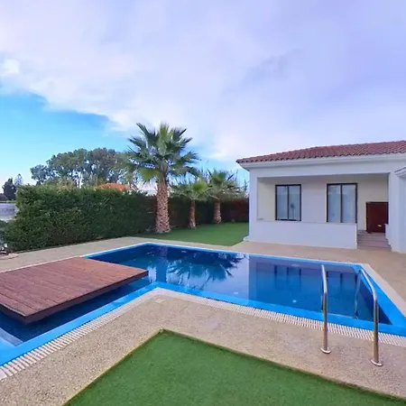 منزل للإقامة Cyprus In The Sun *